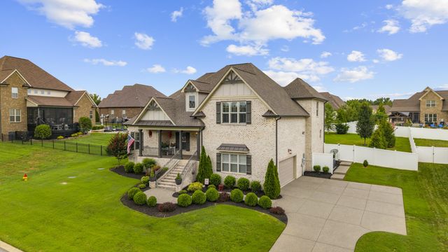 201 Ivie Ln, Lebanon, TN 37087