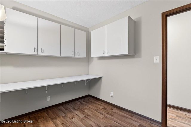 3502 Maple Leaf Dr, La Grange, KY 40031