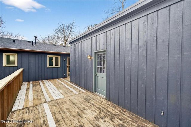 3502 Maple Leaf Dr, La Grange, KY 40031