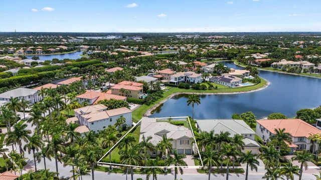 2792 Pillsbury Way, Wellington, FL 33414
