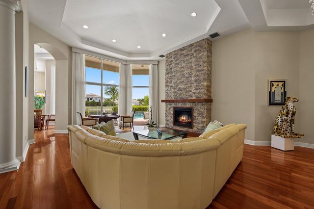 2792 Pillsbury Way, Wellington, FL 33414