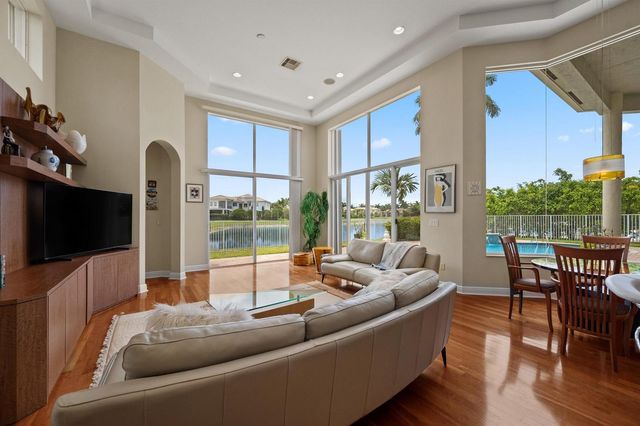 2792 Pillsbury Way, Wellington, FL 33414