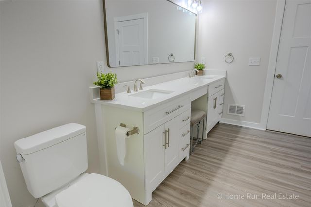 8828 Division Avenue, Byron Center, MI 49315