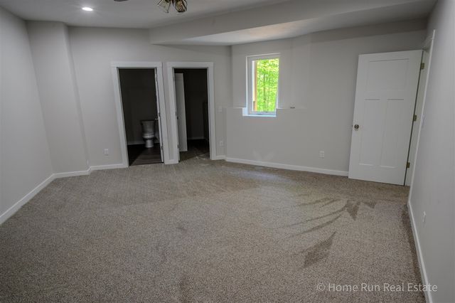 8828 Division Avenue, Byron Center, MI 49315