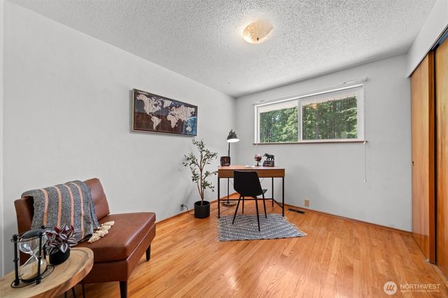 27405 Retreat Kanasket Road SE, Ravensdale, WA 98051