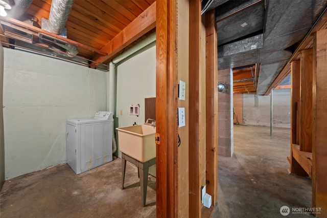 27405 Retreat Kanasket Road SE, Ravensdale, WA 98051