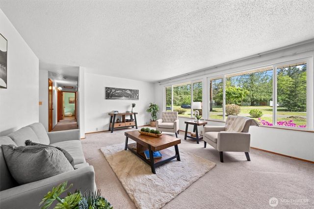 27405 Retreat Kanasket Road SE, Ravensdale, WA 98051