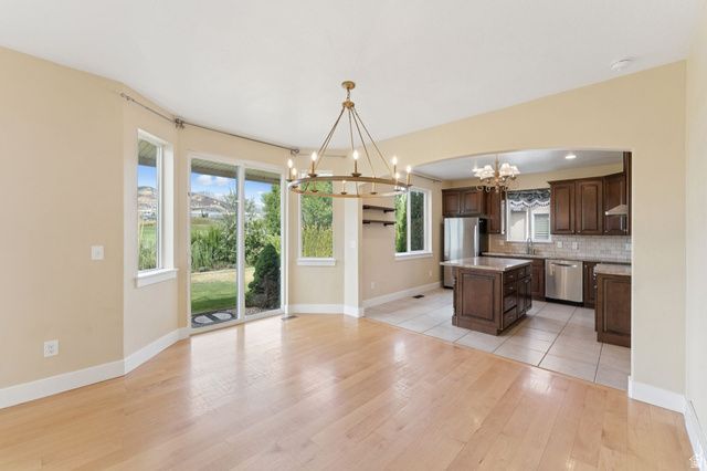 2886 N DESERT FOREST LN, Lehi, UT 84043