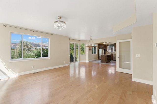 2886 N DESERT FOREST LN, Lehi, UT 84043