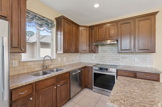 2886 N DESERT FOREST LN, Lehi, UT 84043