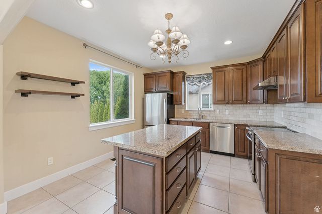 2886 N DESERT FOREST LN, Lehi, UT 84043