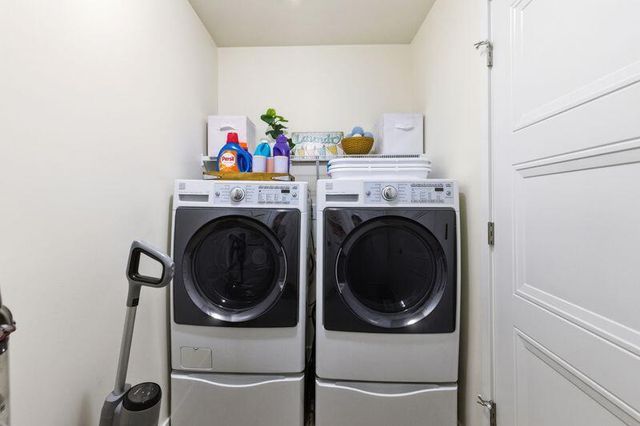 82 Prince William Court, La Porte, IN 46350