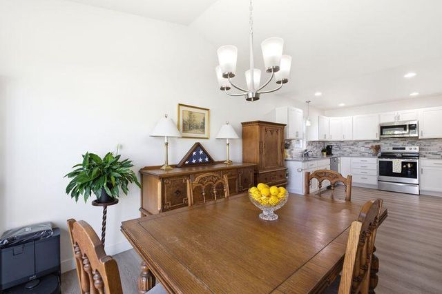 82 Prince William Court, La Porte, IN 46350