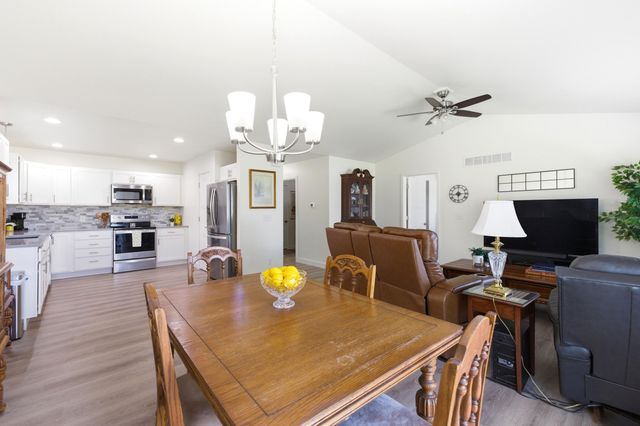 82 Prince William Court, La Porte, IN 46350