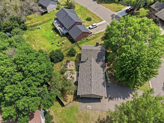 6600 Stratford Road, Woodbury, MN 55125