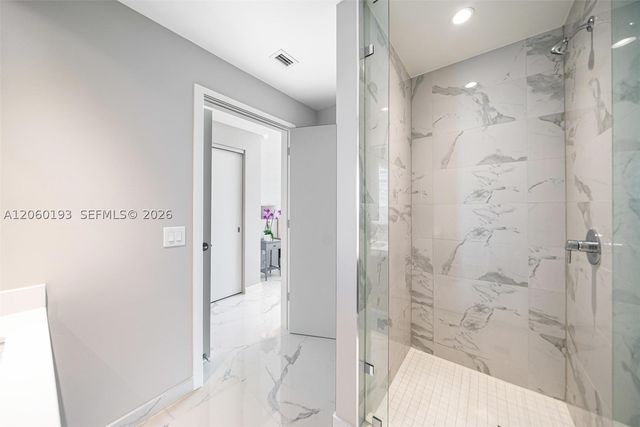 851 NE 1st Ave 2911, Miami, FL 33132