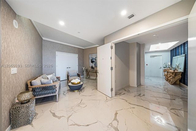 851 NE 1st Ave 2911, Miami, FL 33132