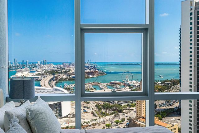 851 NE 1st Ave 2911, Miami, FL 33132