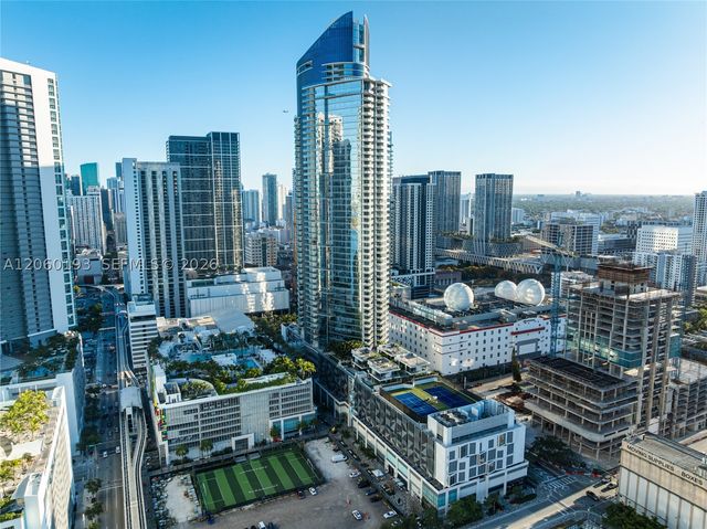 851 NE 1st Ave 2911, Miami, FL 33132