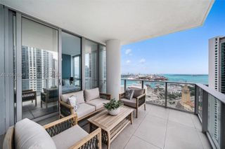 851 NE 1st Ave 2911, Miami, FL 33132