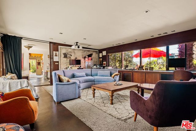 6310 Tompkins Way, Culver City, CA 90232