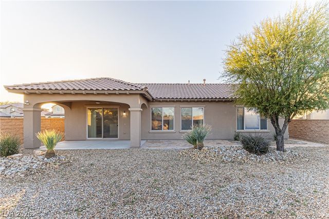 7312 Pinfeather Way, North Las Vegas, NV 89084