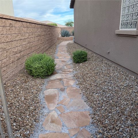 7312 Pinfeather Way, North Las Vegas, NV 89084