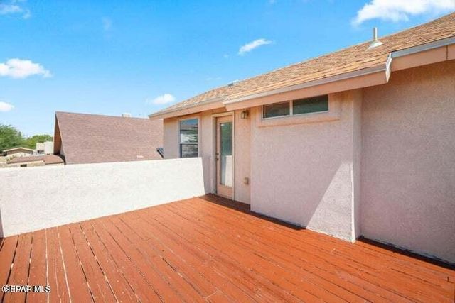 10817 WALDEN POND Street, El Paso, TX 79924