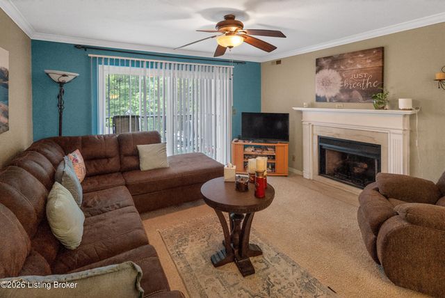 705 Donard Park Ave, Louisville, KY 40218