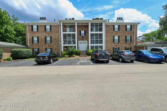 705 Donard Park Ave, Louisville, KY 40218