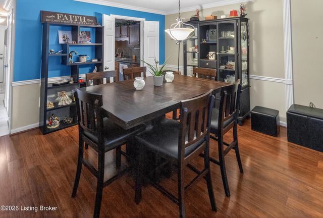 705 Donard Park Ave, Louisville, KY 40218