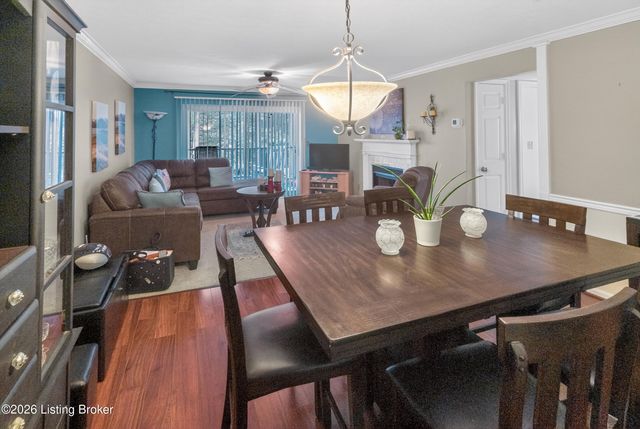 705 Donard Park Ave, Louisville, KY 40218