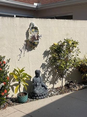 716 DOMINGUEZ DRIVE, Lady Lake, FL 32159