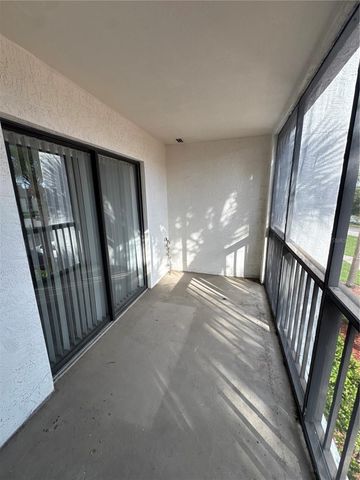 2593 COUNTRYSIDE BOULEVARD 7211, Clearwater, FL 33761