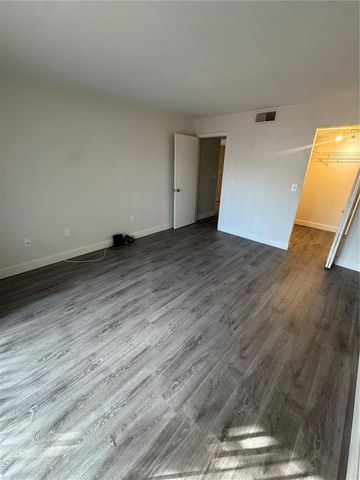 2593 COUNTRYSIDE BOULEVARD 7211, Clearwater, FL 33761