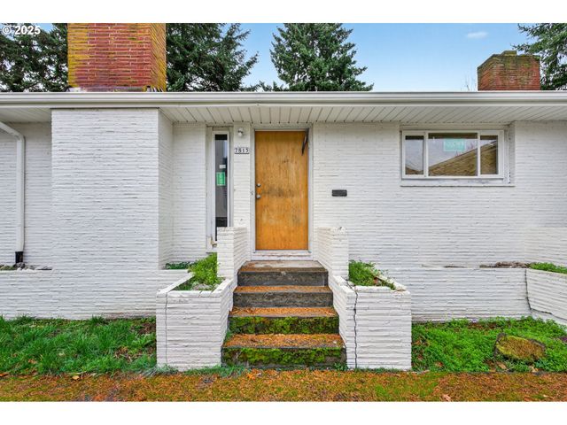 7827 N DENVER Ave, Portland, OR 97217