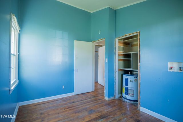 11 Crest Drive, Greeneville, TN 37745