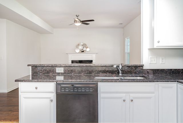 2005 Silverton Cir, Spring Hill, TN 37174