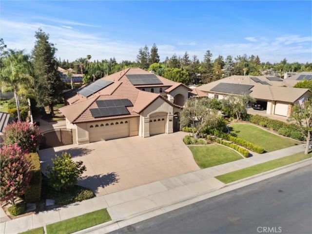 12614 Clay Creek Court, Bakersfield, CA 93312