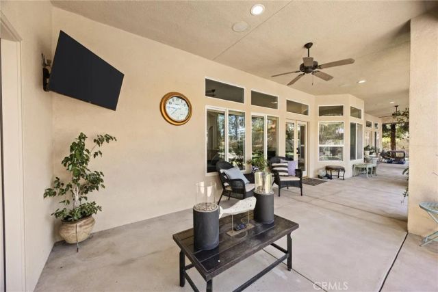 12614 Clay Creek Court, Bakersfield, CA 93312