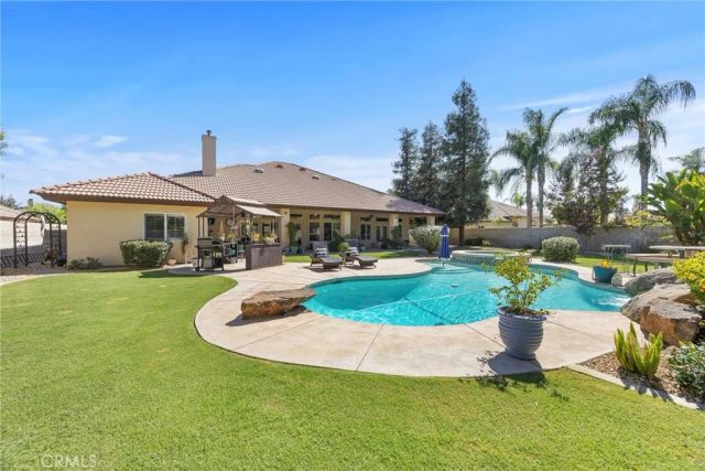 12614 Clay Creek Court, Bakersfield, CA 93312