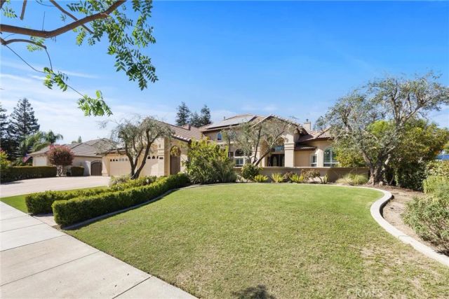12614 Clay Creek Court, Bakersfield, CA 93312