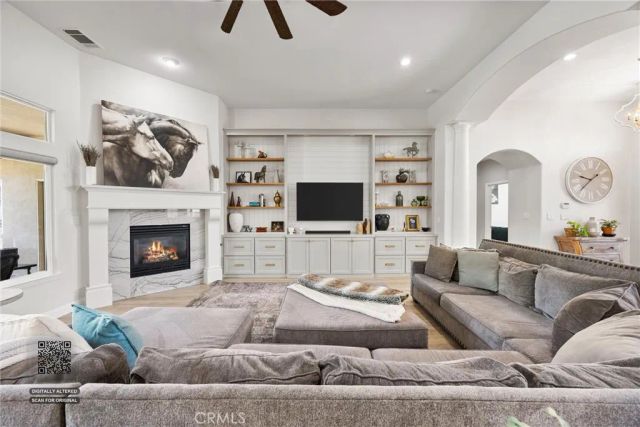 12614 Clay Creek Court, Bakersfield, CA 93312