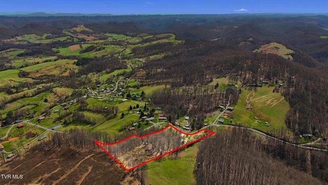 486 Cloud High Road, Duffield, VA 24244