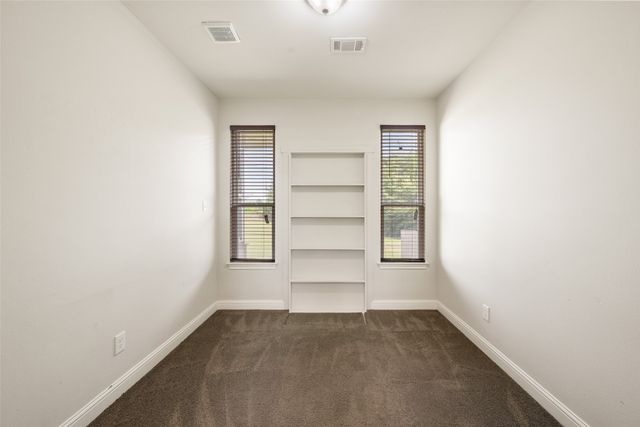 5545 Fm 416, Streetman, TX 75859
