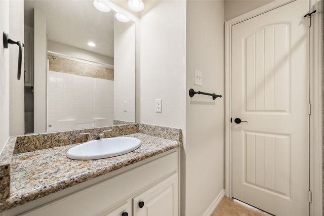 5545 Fm 416, Streetman, TX 75859