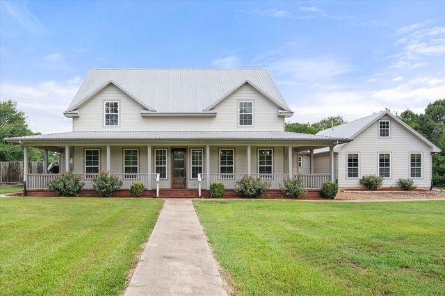 5545 Fm 416, Streetman, TX 75859