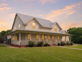 5545 Fm 416, Streetman, TX 75859