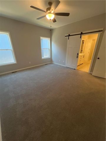 1600 Cottonwood Creek Avenue 8, Kearney, MO 64060