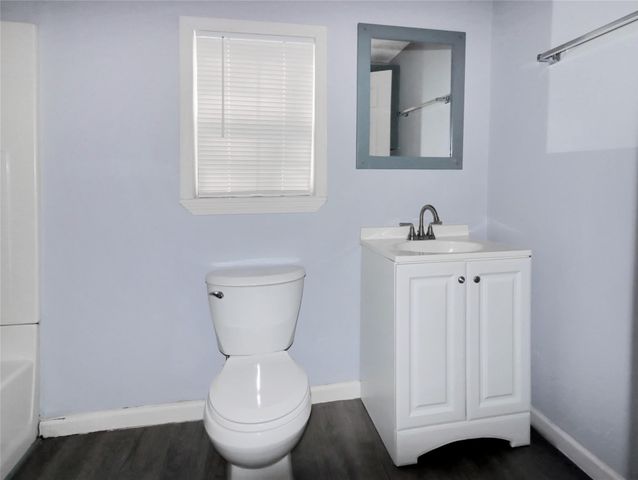 6611 Jensen Street, Hitchcock, TX 77563